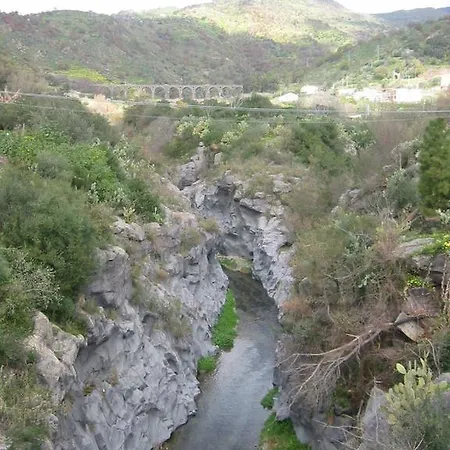 Le Gemelle Dell'alcantara